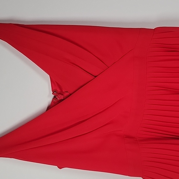 Express women pleated red dress - Picture 5 of 8